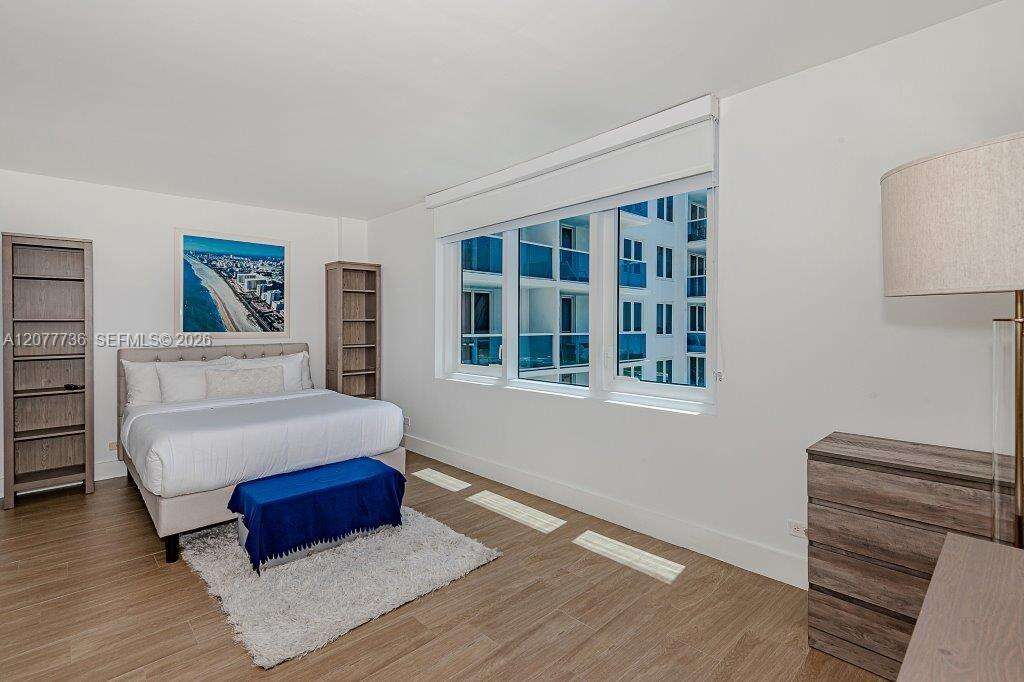 Roney Palace Unit #1242 | Picture 20
