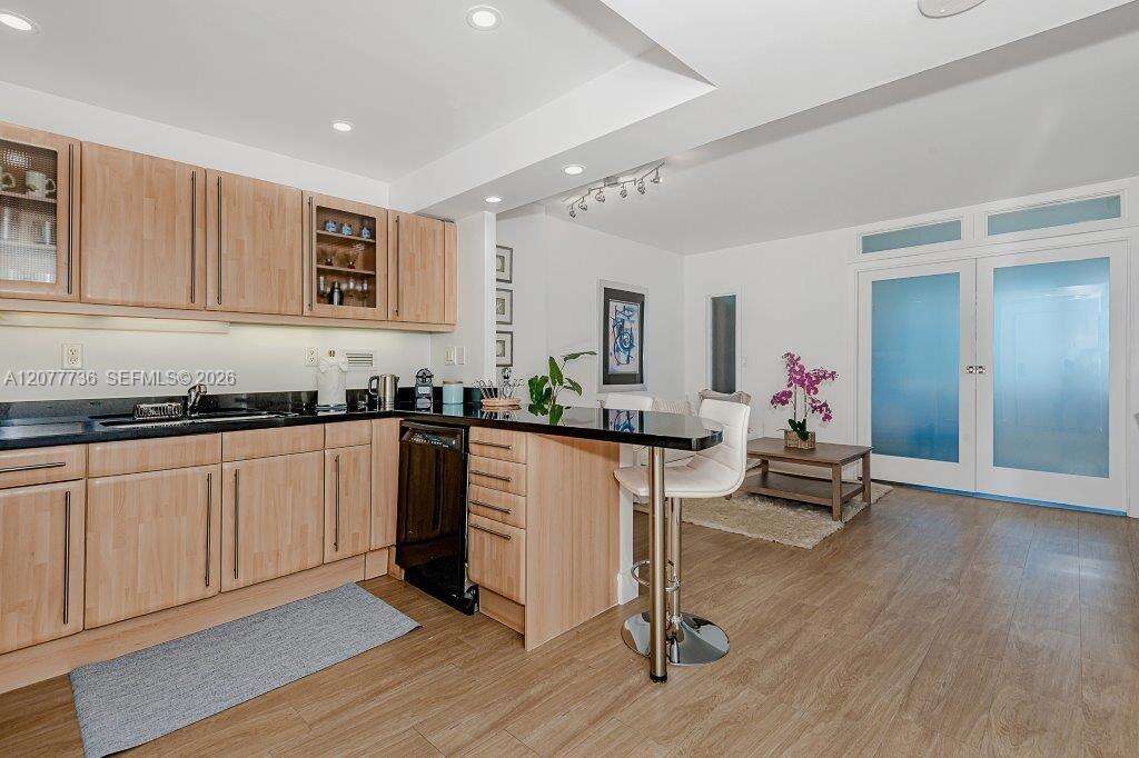 Roney Palace Unit #1242 | Picture 5