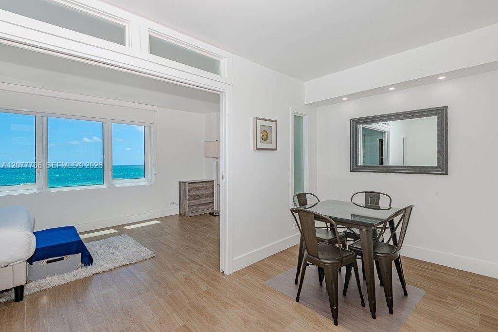Roney Palace Unit #1242 | Picture 6