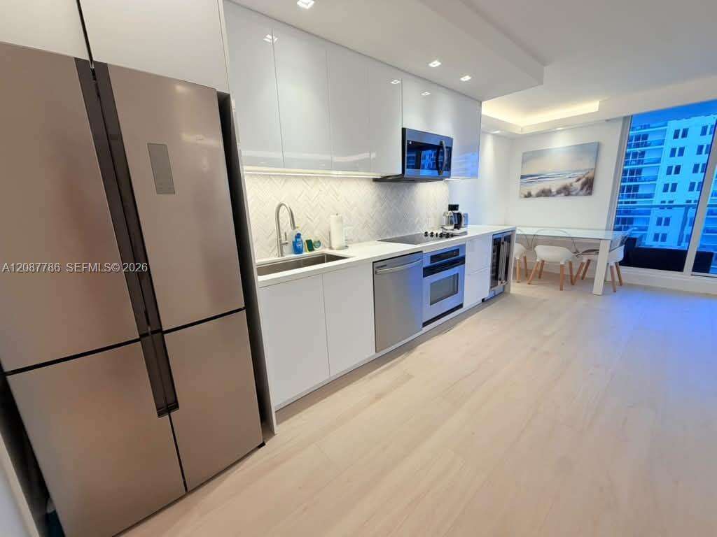 Roney Palace Unit #920 | Picture 5
