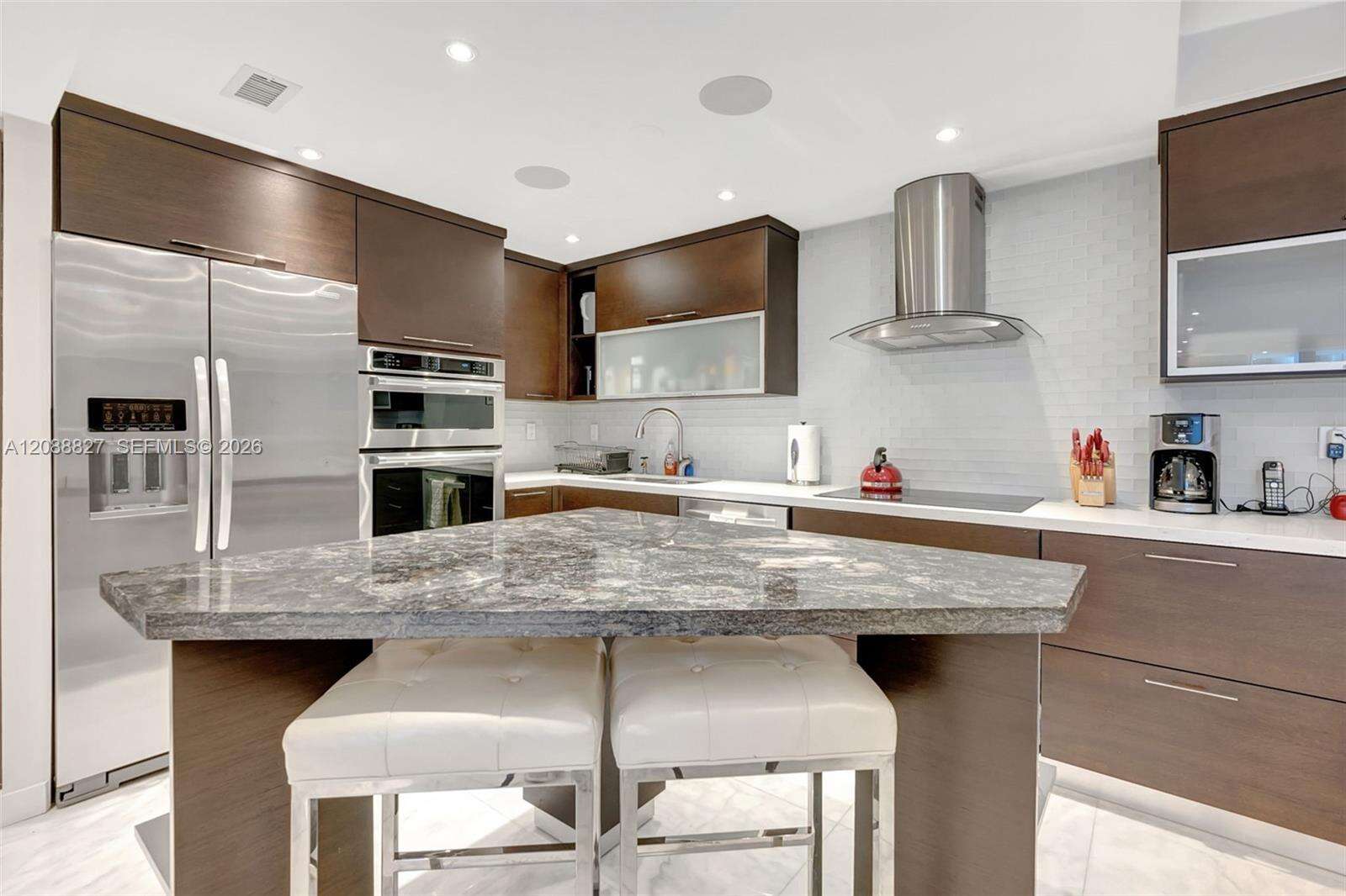 Roney Palace Unit #307 | Picture 8