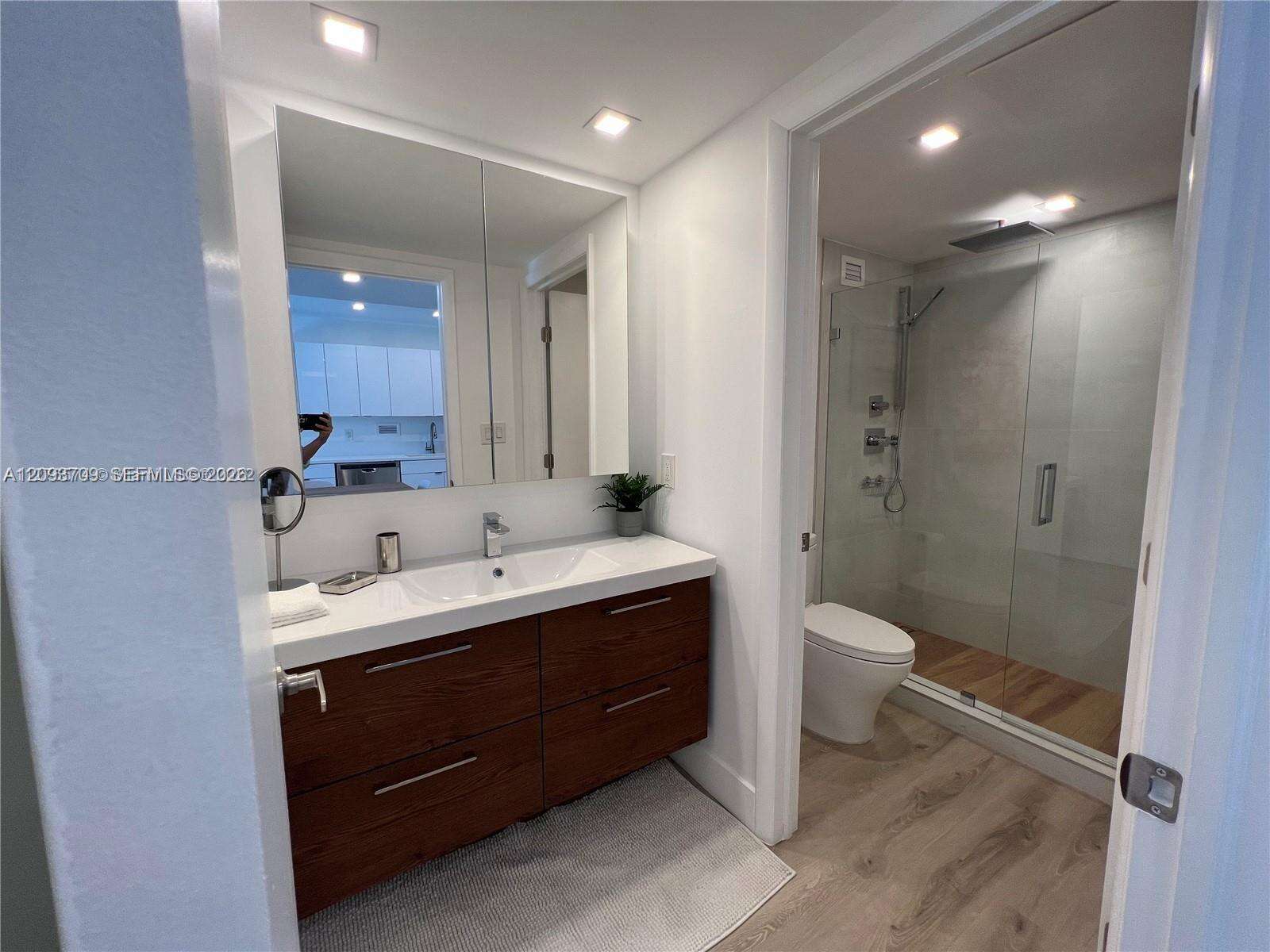 Roney Palace Unit #342 | Picture 16