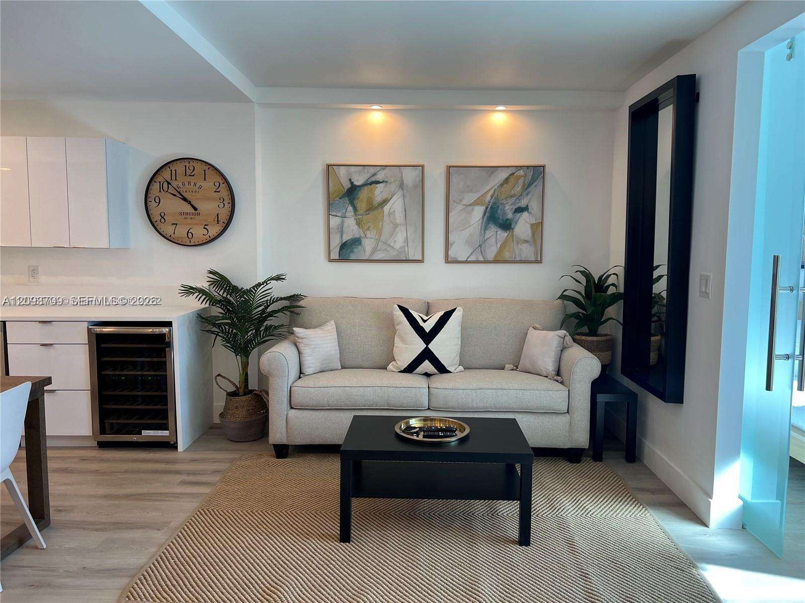 Roney Palace Unit #342 | Picture 5
