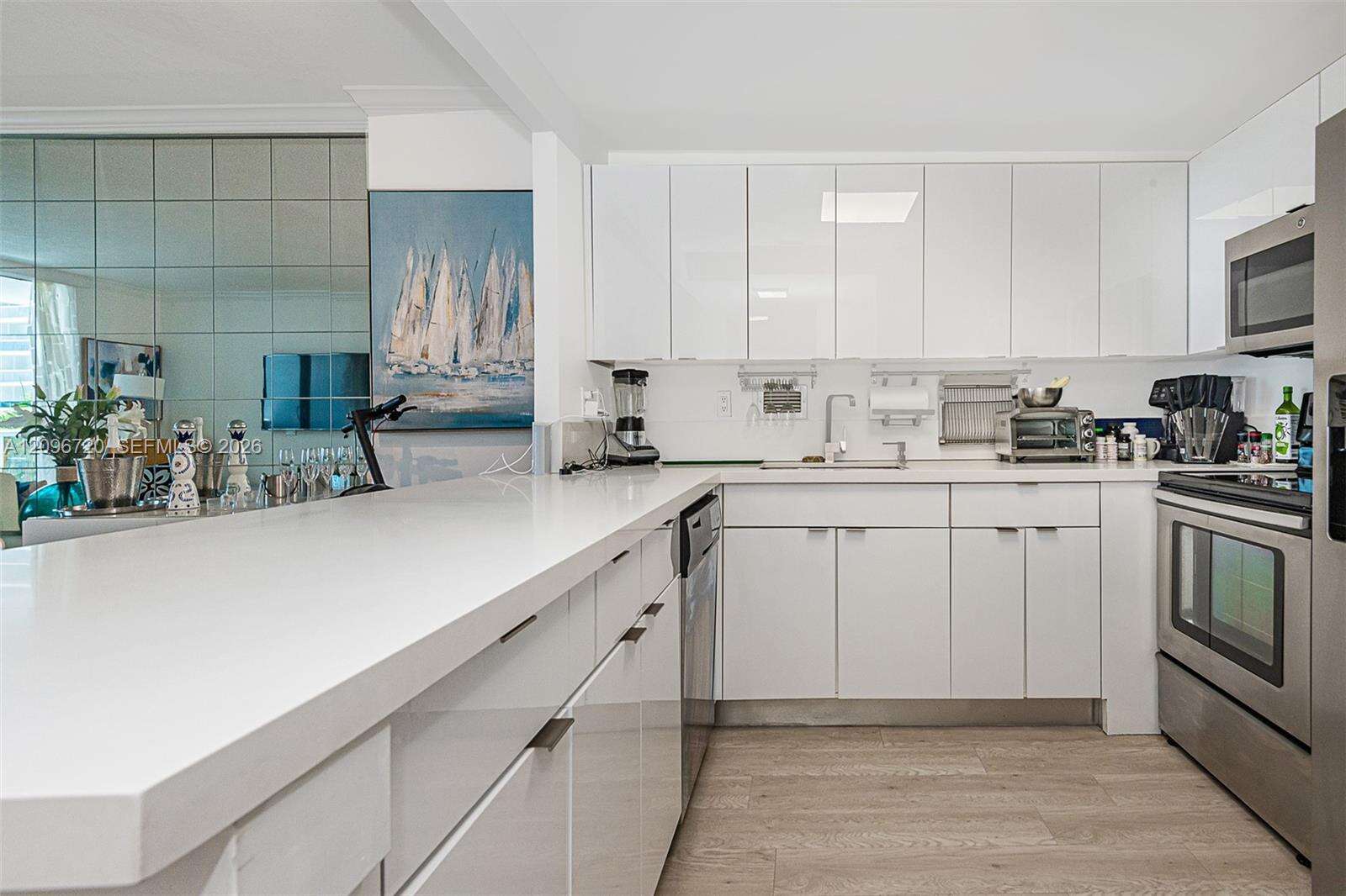 Roney Palace Unit #625 | Picture 13
