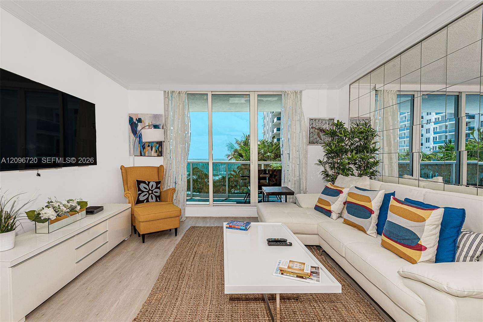 Roney Palace Unit #625 | Picture 4