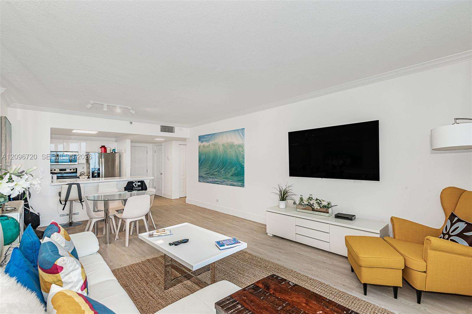 Roney Palace Unit #625 | Picture 6