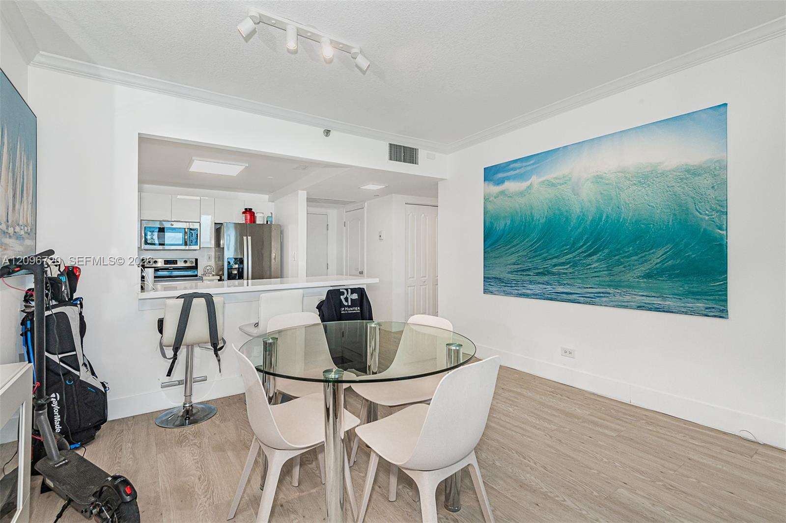 Roney Palace Unit #625 | Picture 10