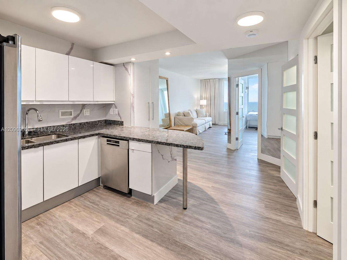 Roney Palace Unit #742 | Picture 1