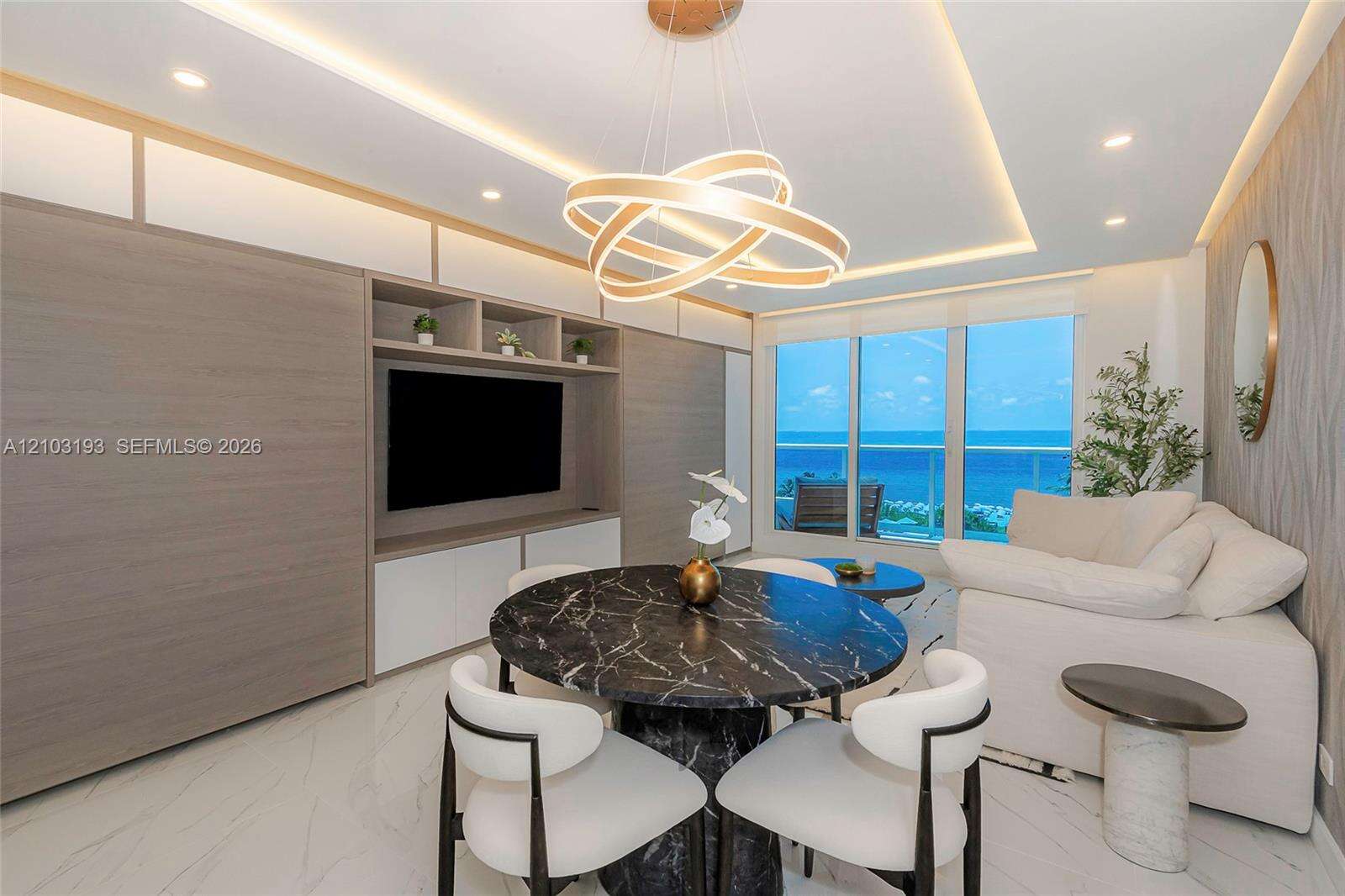 Roney Palace Unit #825 | Picture 3