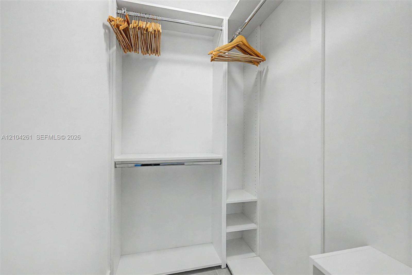 Roney Palace Unit #516 | Picture 17