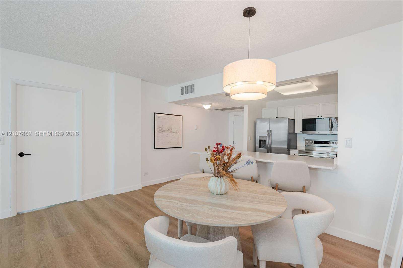 Roney Palace Unit #1038 | Picture 19