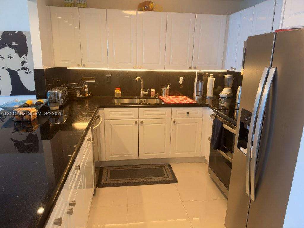 Roney Palace Unit #1139 | Picture 10