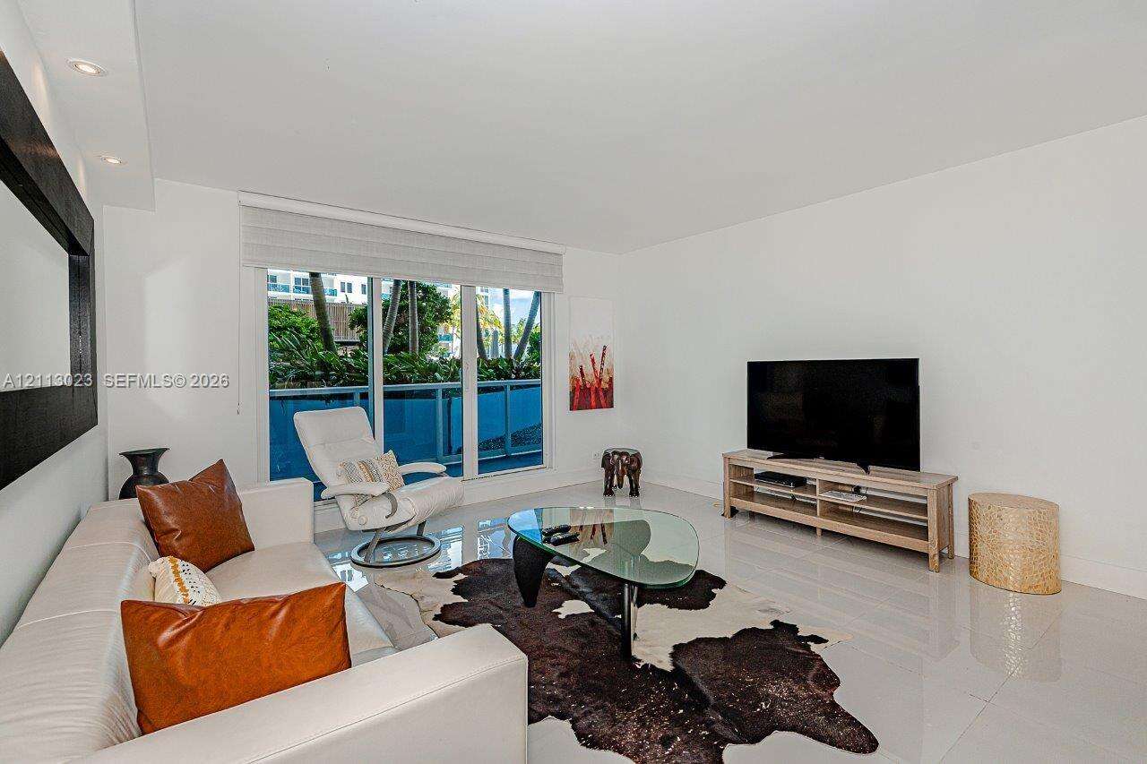 Roney Palace Unit #316 | Picture 3