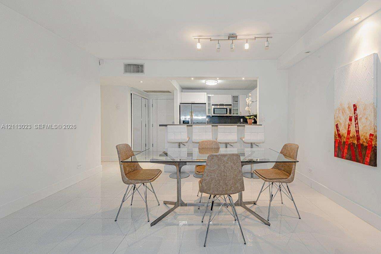 Roney Palace Unit #316 | Picture 7