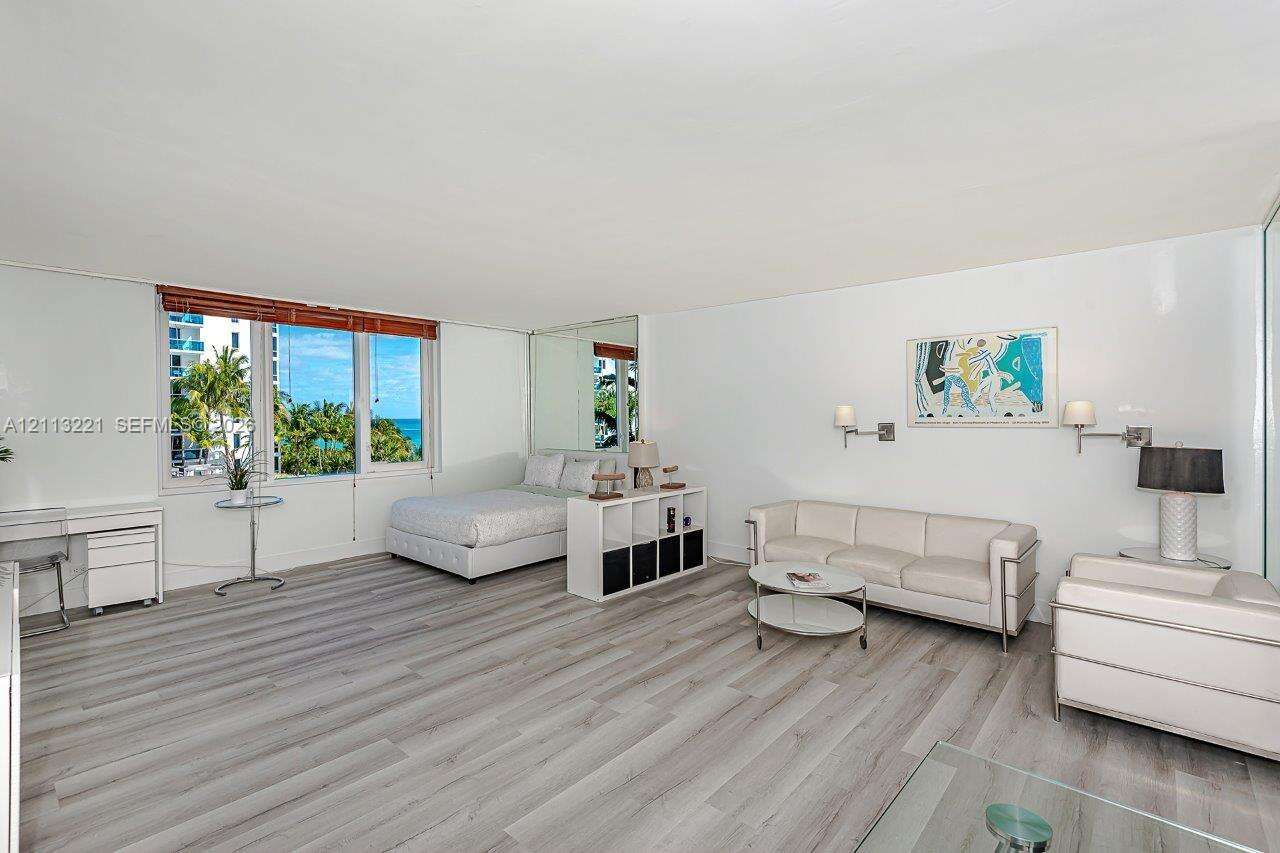 Roney Palace Unit #514 | Picture 20