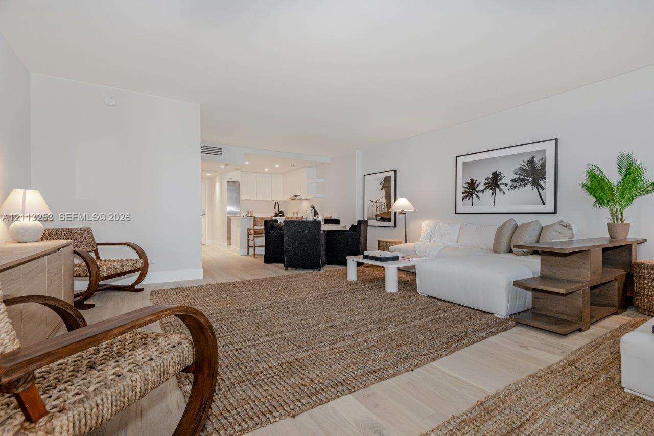 Roney Palace Unit #914 | Picture 20