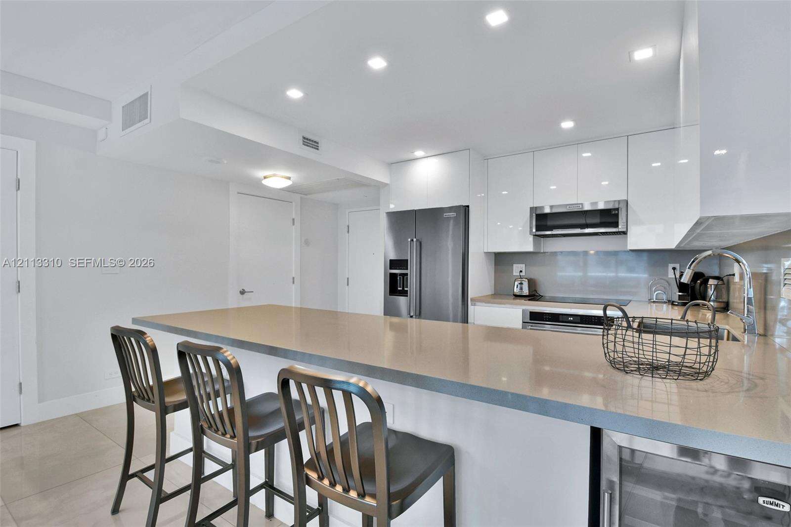 Roney Palace Unit #303 | Picture 4